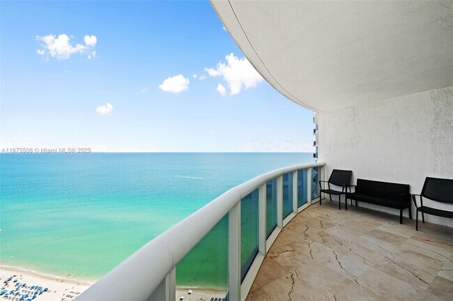 Building Photo - 17201 Collins Ave