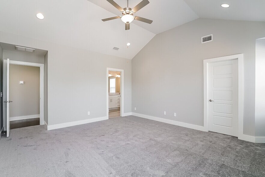 Building Photo - 3411 Old Anderson Rd