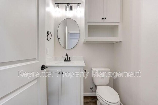 Building Photo - 2609 Dalewood Pl