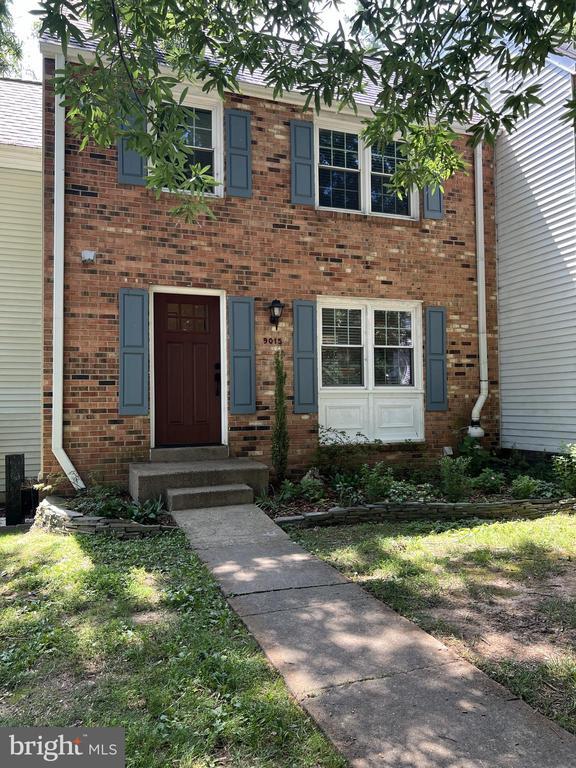 Building Photo - 9015 Piney Grove Dr
