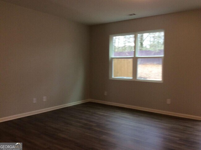 Building Photo - 3075 Tarian Way