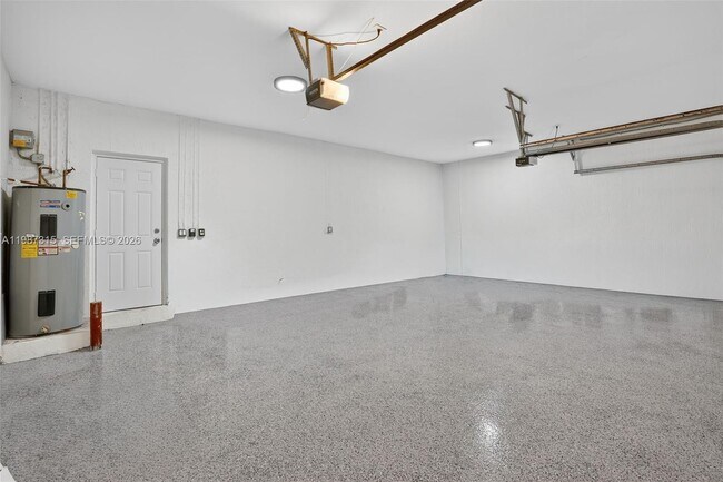 Building Photo - 15051 SW 18th Terrace