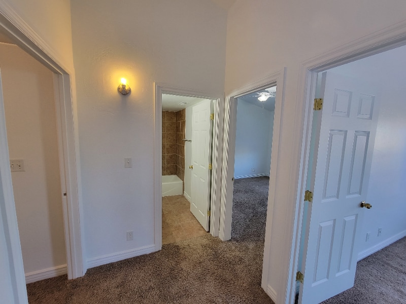 Building Photo - 1315 E Chubs Way