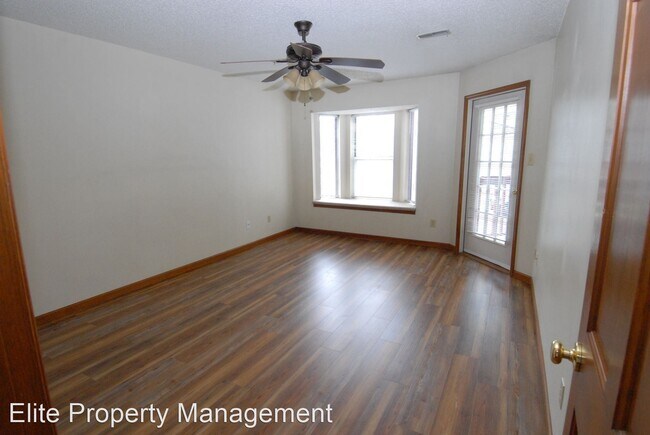 Building Photo - 2 br, 2 bath House - 124 Shirley Ridge #124C