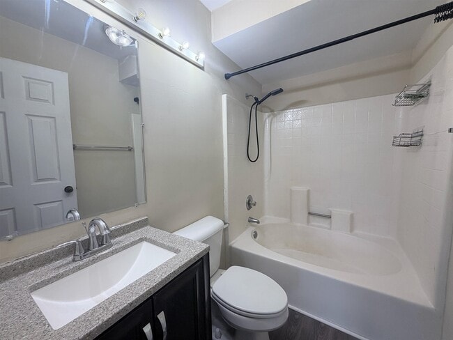 Building Photo - 1100 Possum Trot Rd