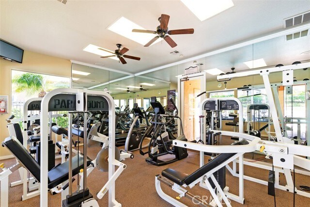 Building Photo - 30902 Club House Dr