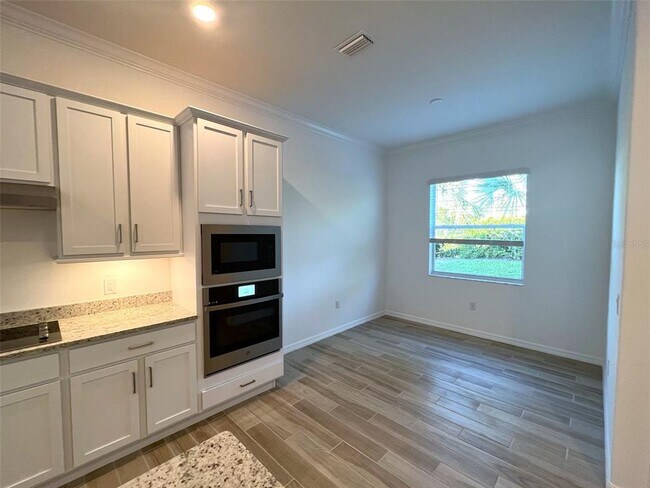 Building Photo - 25246 Keygrass Ct