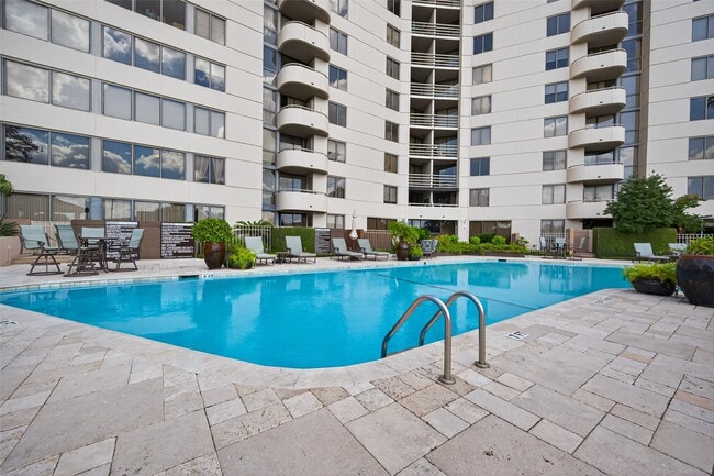 Building Photo - 3525 Sage Rd