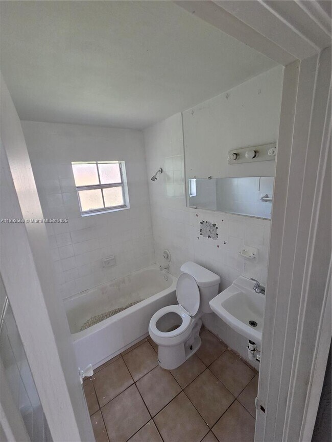 Building Photo - 505 N 23rd St