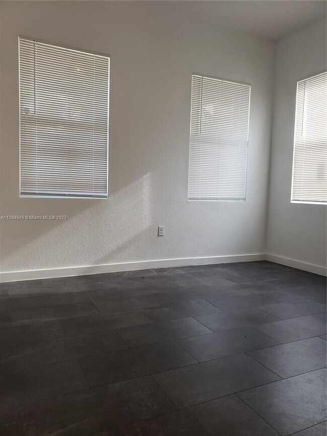 Building Photo - 11831 SW 243rd St
