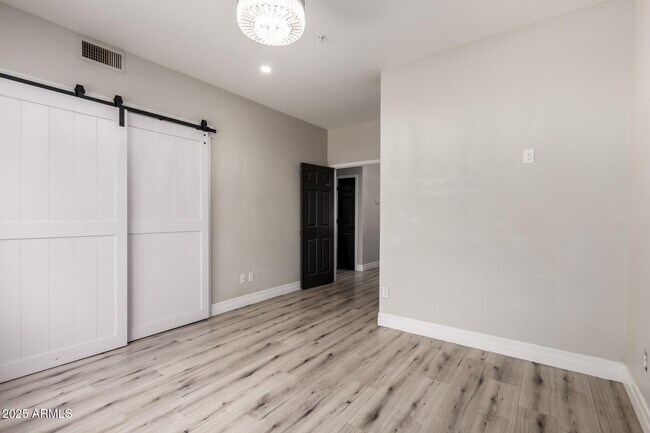 Building Photo - 10591 E Firewheel Dr