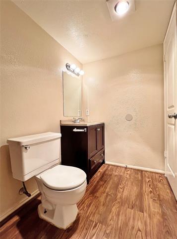 Building Photo - 7132 Nutmeg Ln