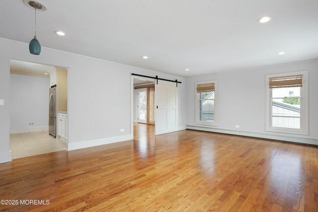 Building Photo - 3 Willow Way