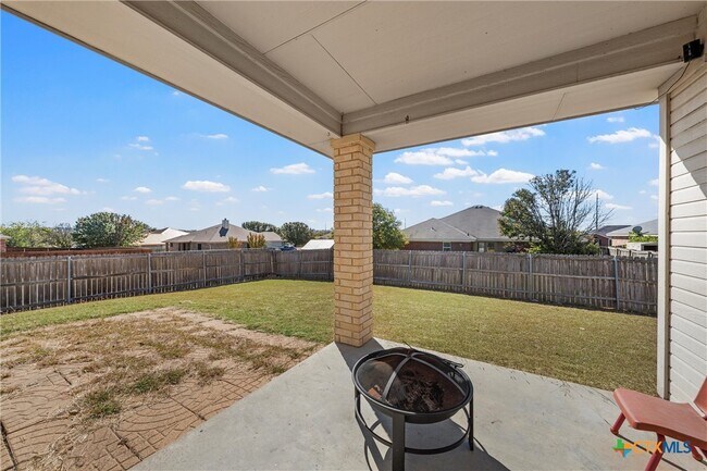 Building Photo - 3900 Frigate Dr