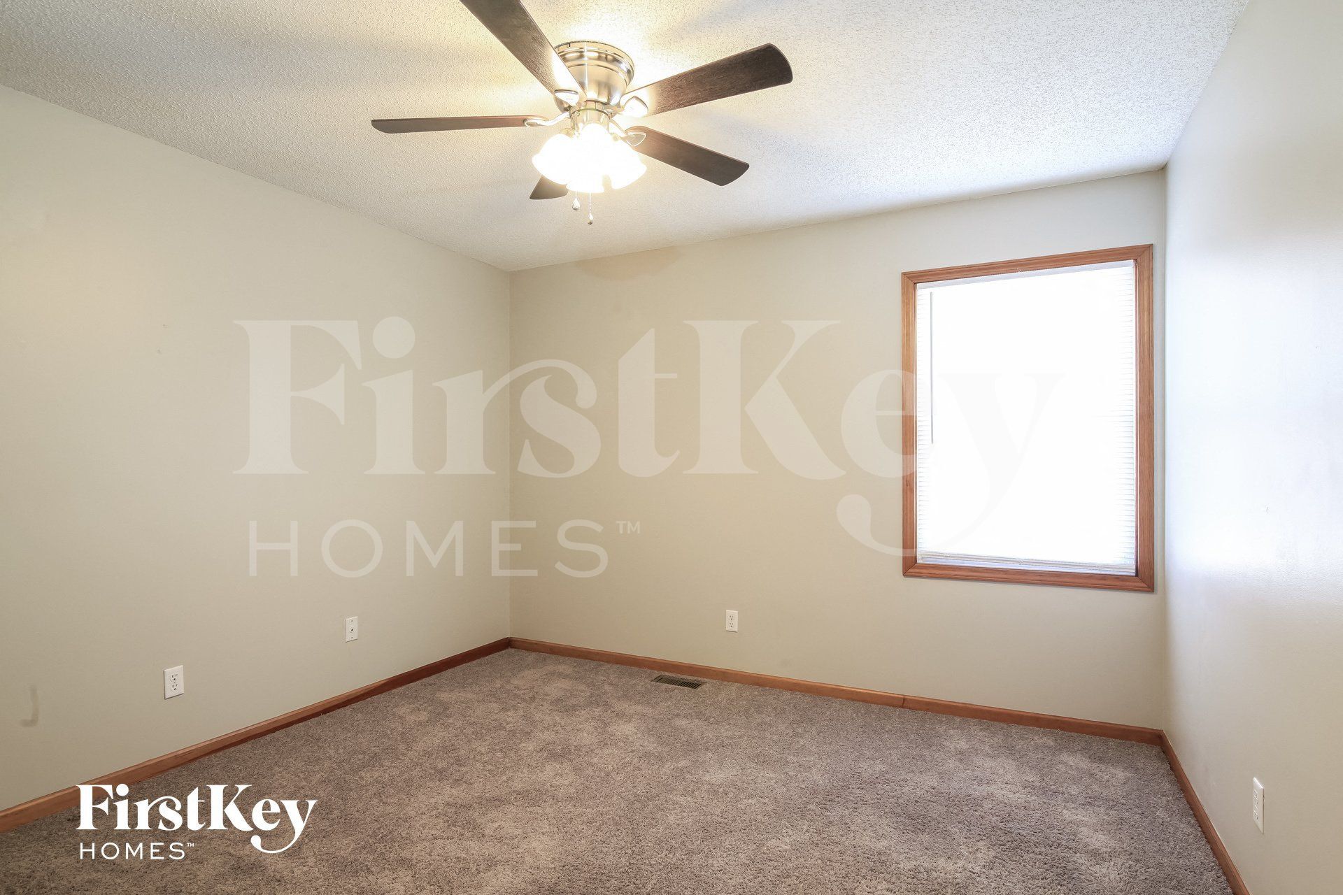 Building Photo - 17265 W 156th Terrace