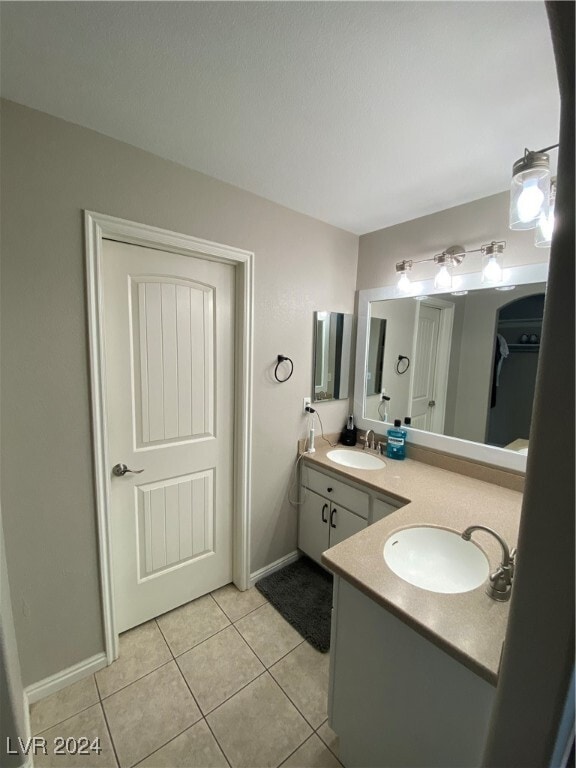 Building Photo - 1005 E McKnight Ave