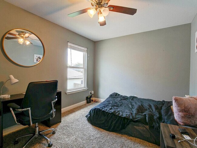 Building Photo - 3201 Forest Park Blvd