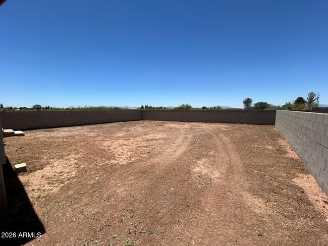 Building Photo - 2742 N Washington Ave