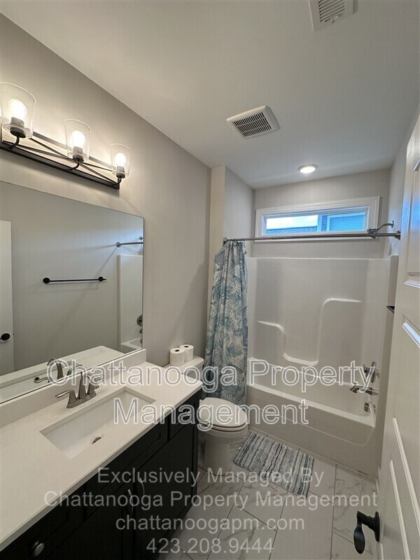 Building Photo - 1526 Bowtie Rd