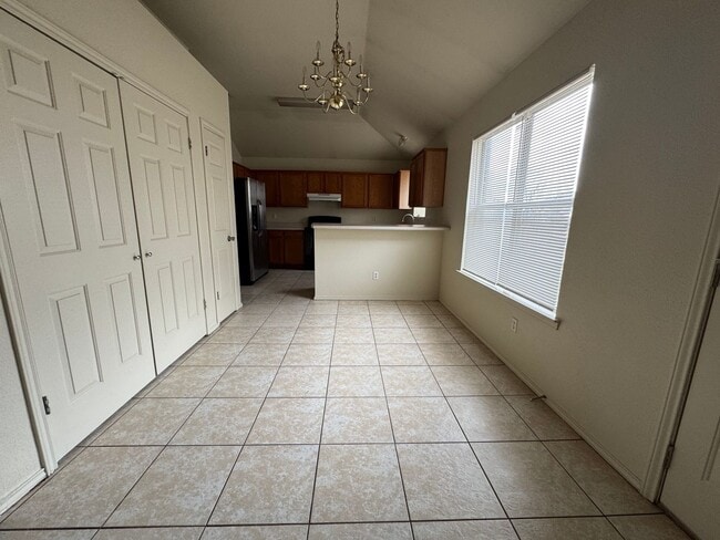 Building Photo - 110 James Loop