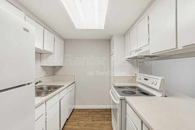 Building Photo - 12133 N Melody Dr