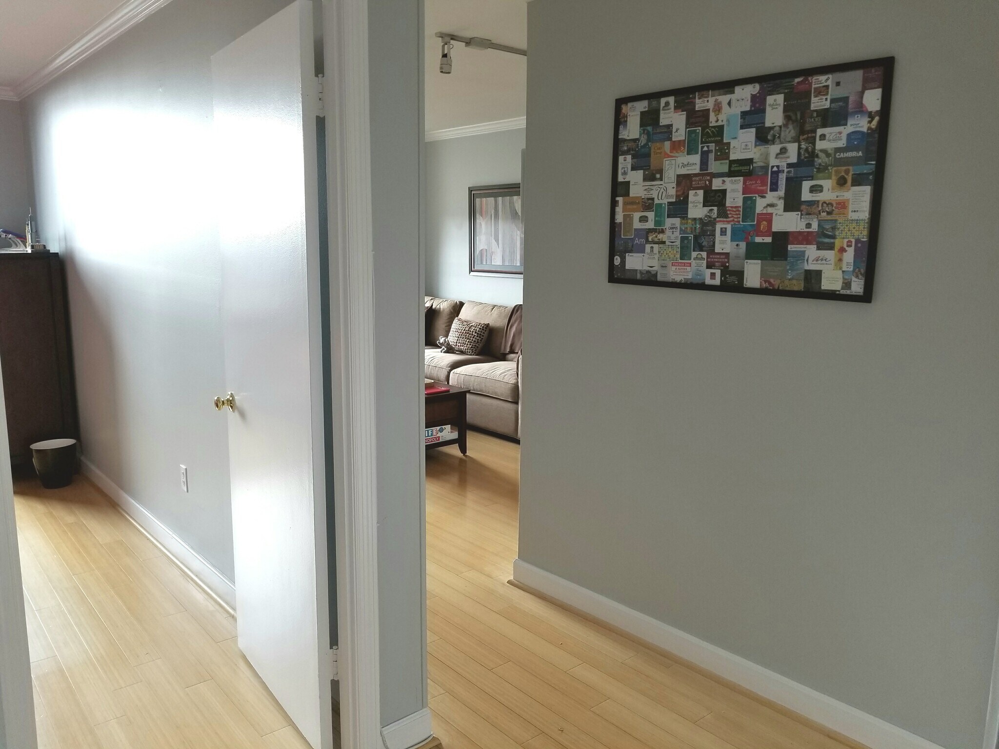 Entryway - 1301 20th St NW