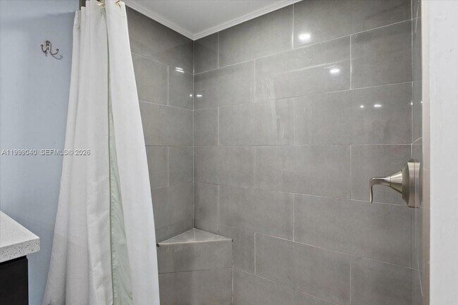 Building Photo - 6001 N Falls Cir Dr