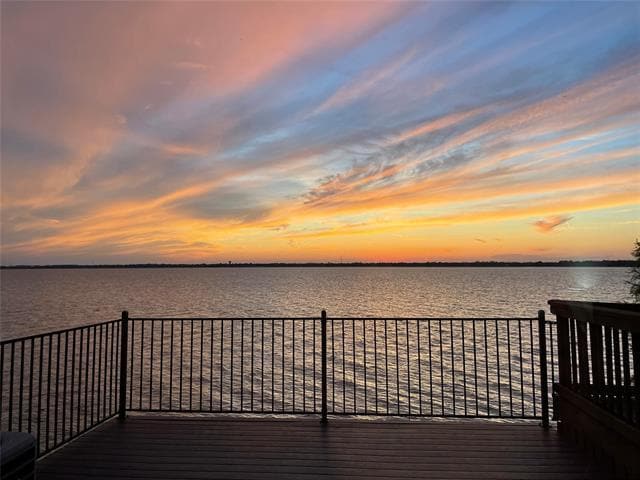 Building Photo - 3830 Mediterranean St