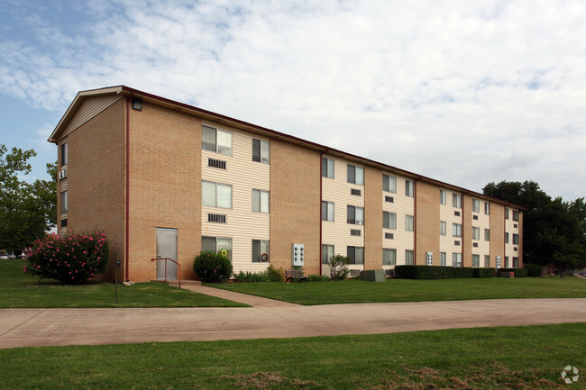 Primary Photo - Oklahoma Christian Apartments