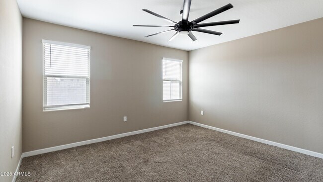 Building Photo - 3312 N 300th Dr