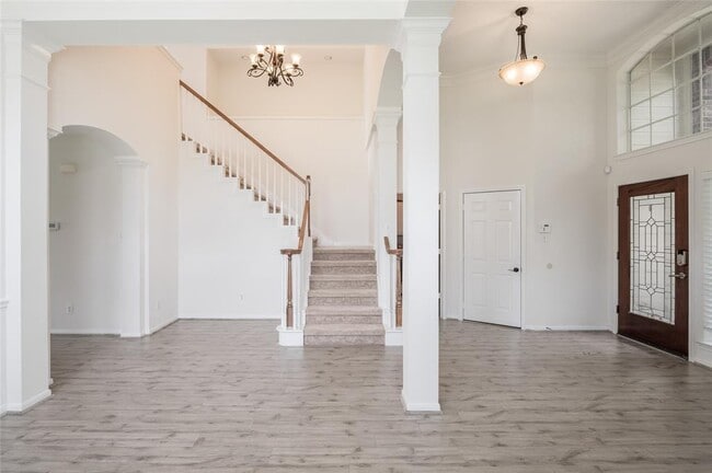 Building Photo - 3807 Abalone Cove