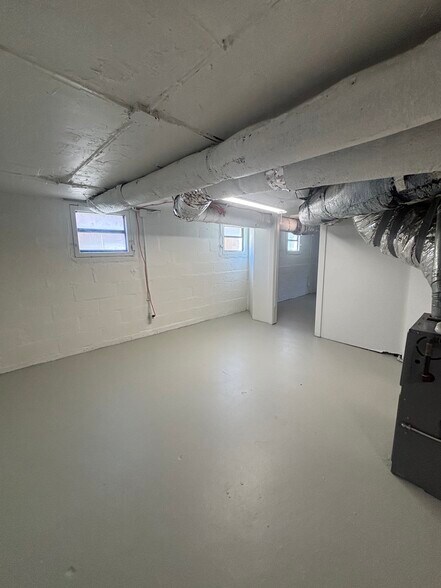 Building Photo - 1418 S Denver Ave