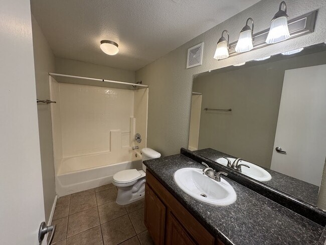 Building Photo - Southeast Phoenix Condo