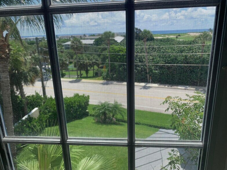 Building Photo - 403 Juno Dunes Way