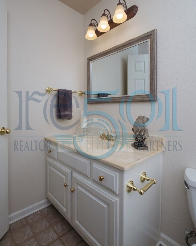 Building Photo - 7104 Ohio St