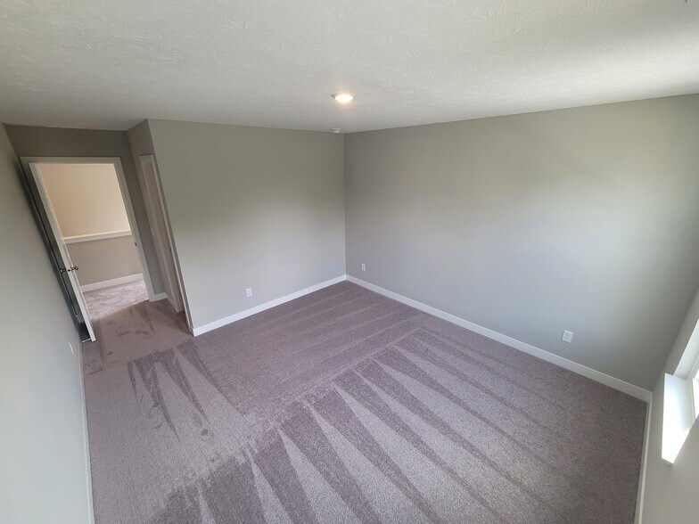 Building Photo - 1381 Turner Trace Pl S