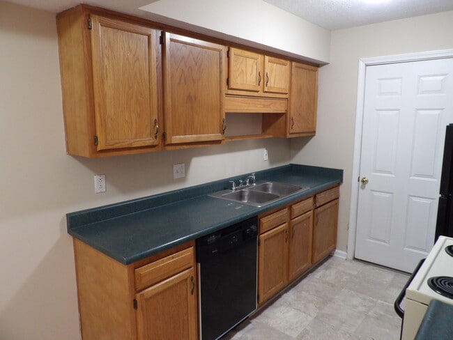 Building Photo - 344 Bypass Plaza Dr