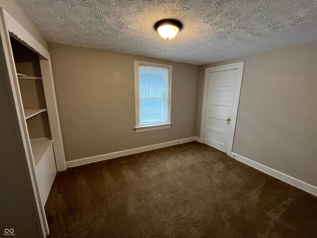 Building Photo - 560 Udell St