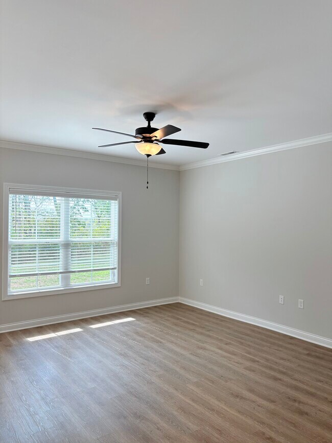 Building Photo - 6538 Fortuna Ave