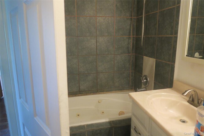 Building Photo - 2430 NY-32