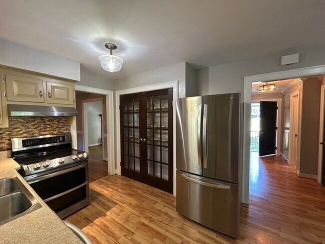 Building Photo - 10012 Copperwood Ct