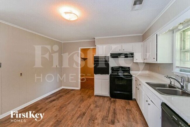 Building Photo - 5157 Depanne Rd