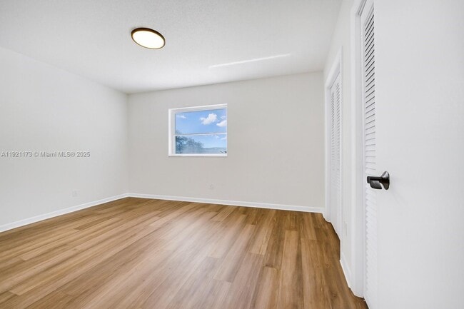 Building Photo - 6215 Donegal Dr