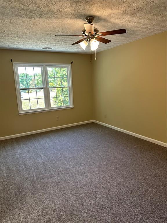 Building Photo - 3305 Maple Ridge Ct
