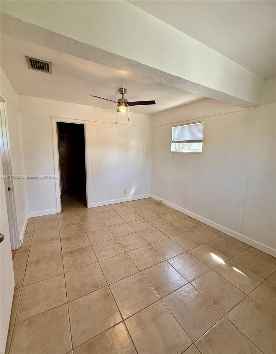 Building Photo - 7340 Allen Dr