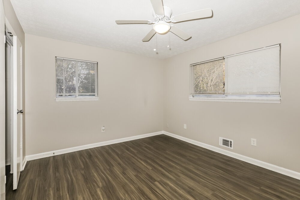 Building Photo - 5789 Northfield Dr