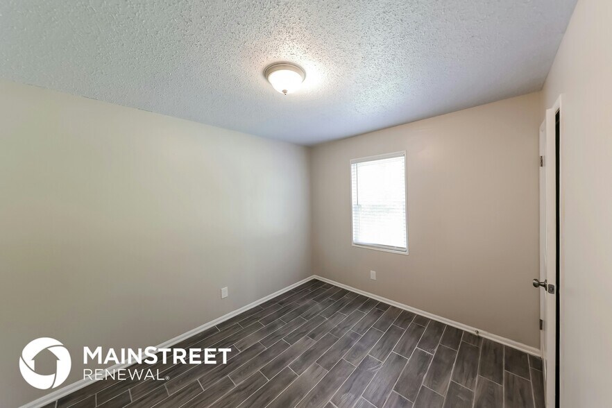 Building Photo - 707 Bahia Ln
