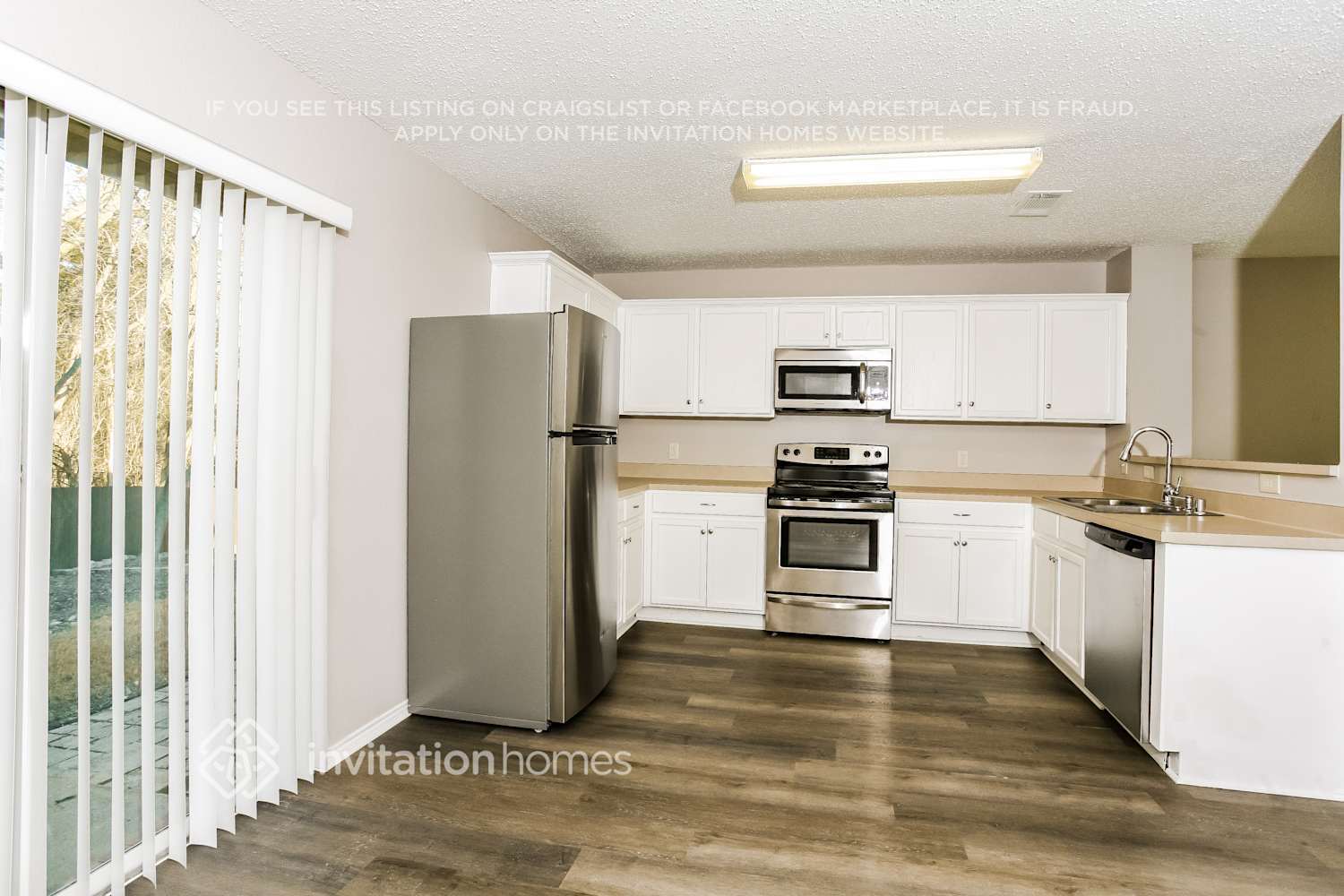 Building Photo - 825 Monette Dr