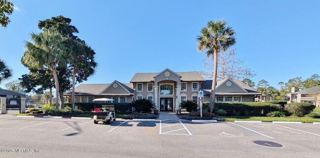 Building Photo - 10200 Belle Rive Blvd