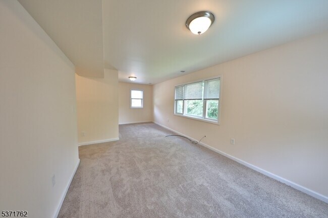 Building Photo - 241 US-206